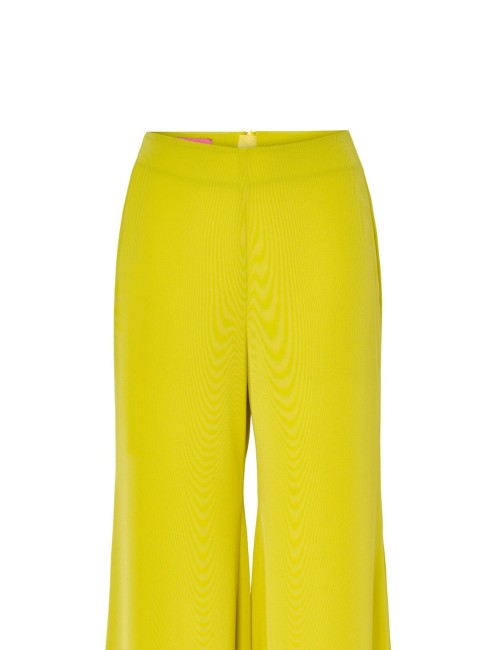 Pantalón capri campana