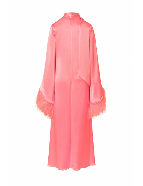 Vestido túnica con plumas...